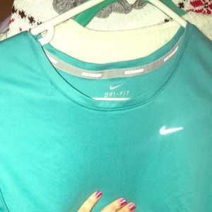 Nike Dri-fit Women’s shirt